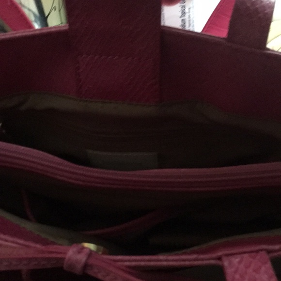 Never used Liz tote in hot pink. - Picture 3 of 7